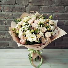 Букет цветов из:  Альстромерии, Розы и Хризантемы в Старонижестеблиевской