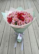 Букет цветов из:  Альстромерии #REPLACE_PRED# Старонижестеблиевской