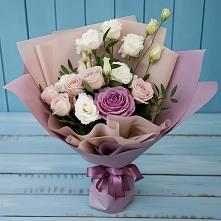 Букет цветов из:  Розы и Лизиантусы в Старонижестеблиевской