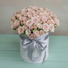 Цветочная композиция из Розы в шляпной коробке #REPLACE_PRED# Старонижестеблиевской