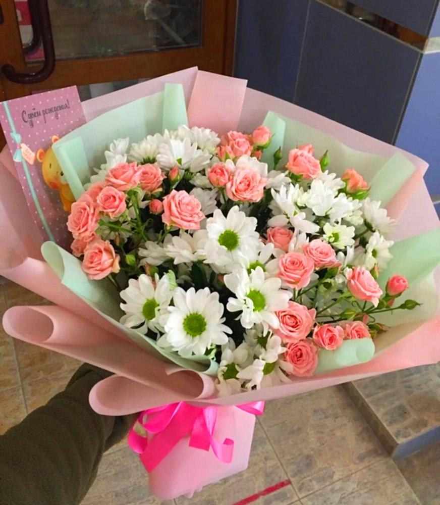 Букет цветов из: Розы и Хризантемы в Старонижестеблиевской