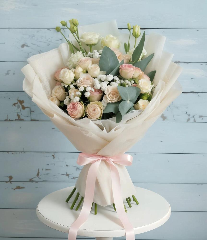 Букет цветов из: Розы и Лизиантусы в Старонижестеблиевской