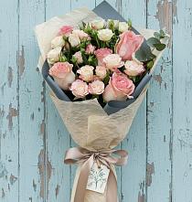 Букет цветов из:  Розы в Старонижестеблиевской