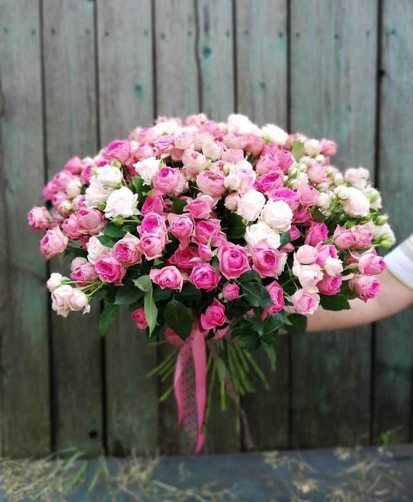 Букет Розовые кустовые розы Натали и Лав Лидия в Старонижестеблиевской