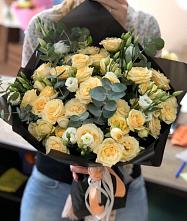 Букет цветов из:  Розы и Лизиантусы #REPLACE_PRED# Старонижестеблиевской