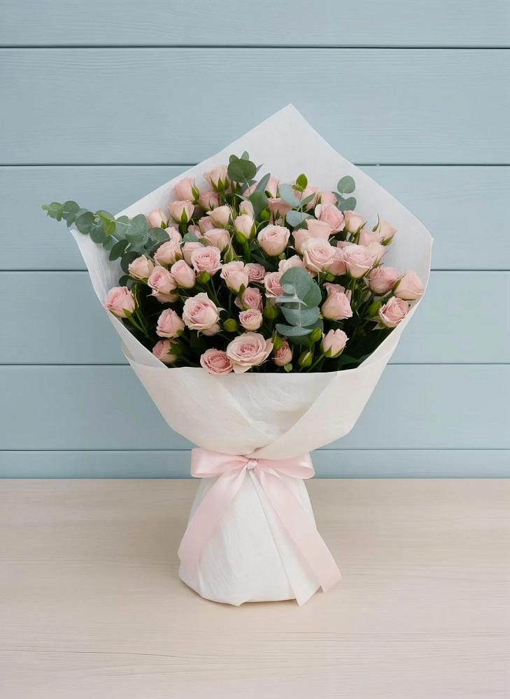 Букет цветов из: Розы в Старонижестеблиевской