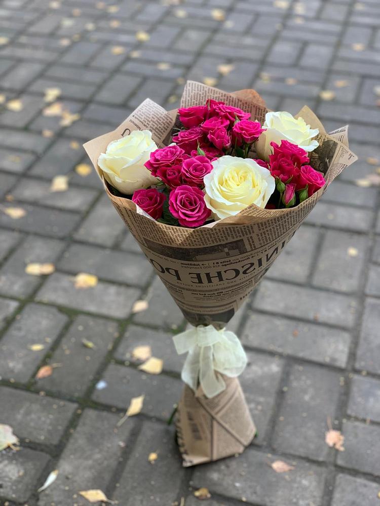 Букет цветов из: Розы в Старонижестеблиевской