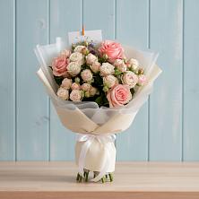Букет цветов из:  Розы в Старонижестеблиевской