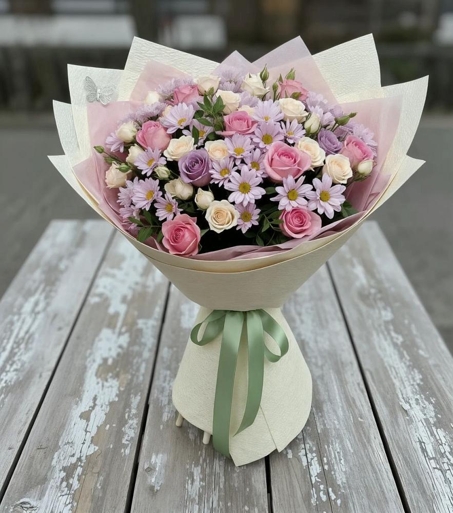 Букет цветов из: Розы и Хризантемы в Старонижестеблиевской