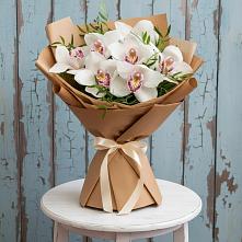 Букет цветов из:  Орхидеи и Розы в Старонижестеблиевской